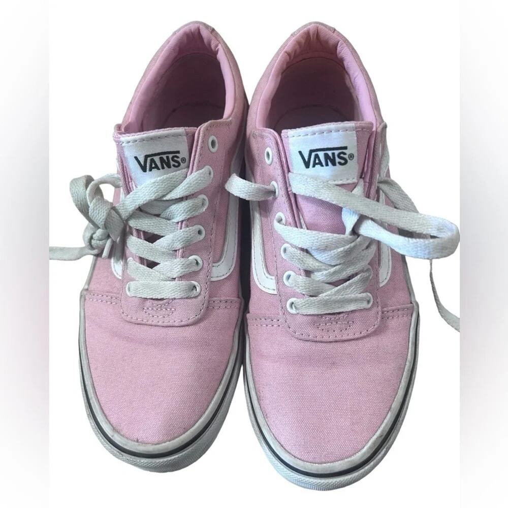 VanS Pink Old Skool Sneakers Lace up size 3.5